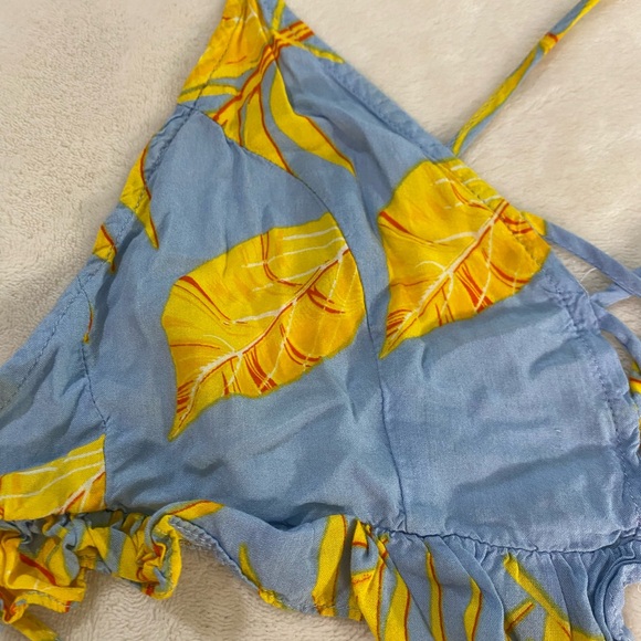 Molly Green Blue Yellow Tropical Floral Ruffle Triangle Top 100% Rayon Women's M - Picture 10 of 12